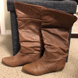 Steve Madden boots. Good condition.